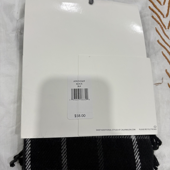 Calvin Klein Gift Set - Picture 2 of 2